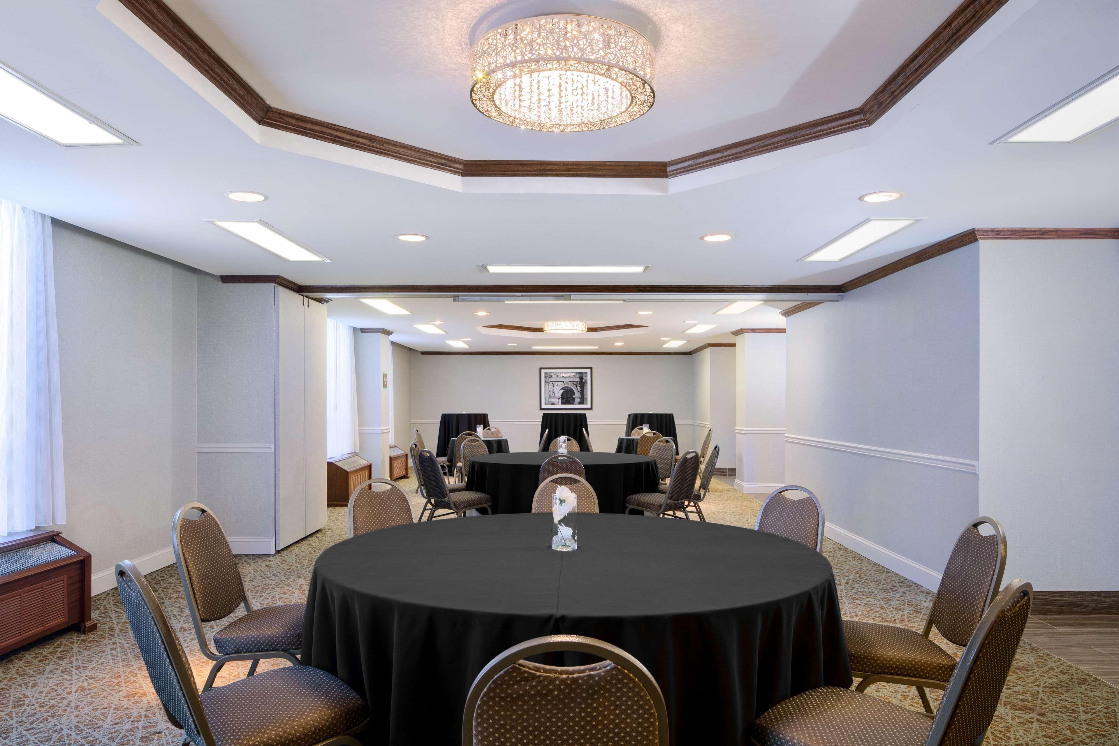 Doubletree By Hilton Philadelphia Airport Hotel Exterior foto