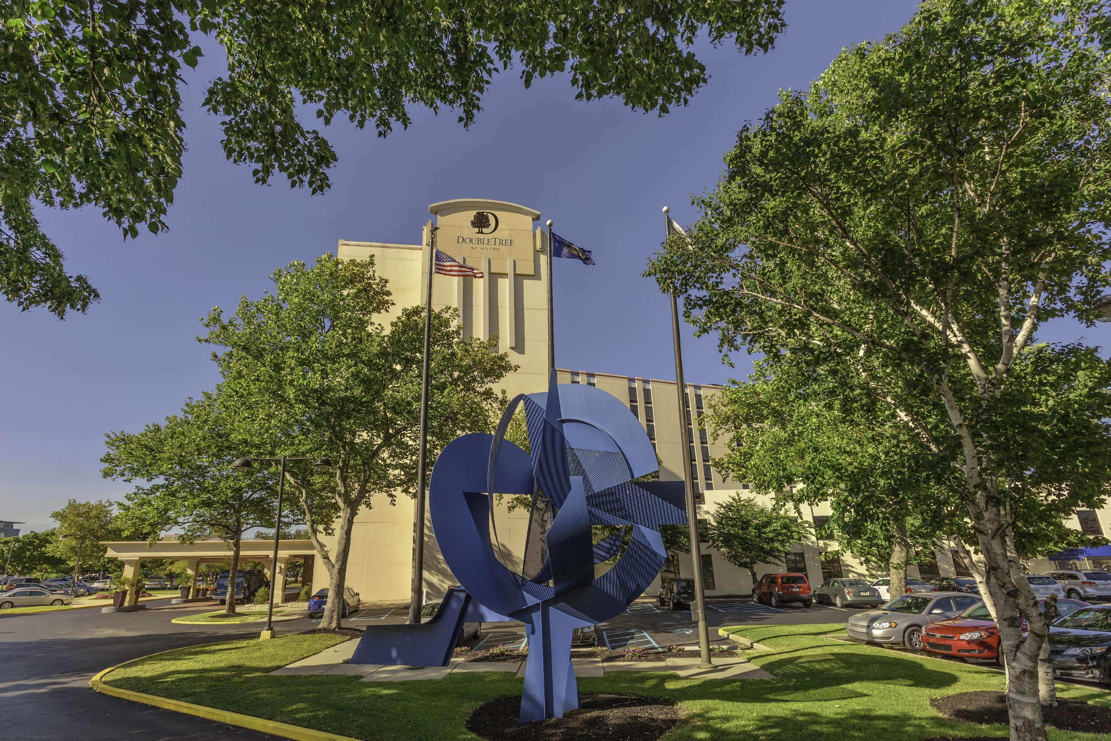 Doubletree By Hilton Philadelphia Airport Hotel Exterior foto