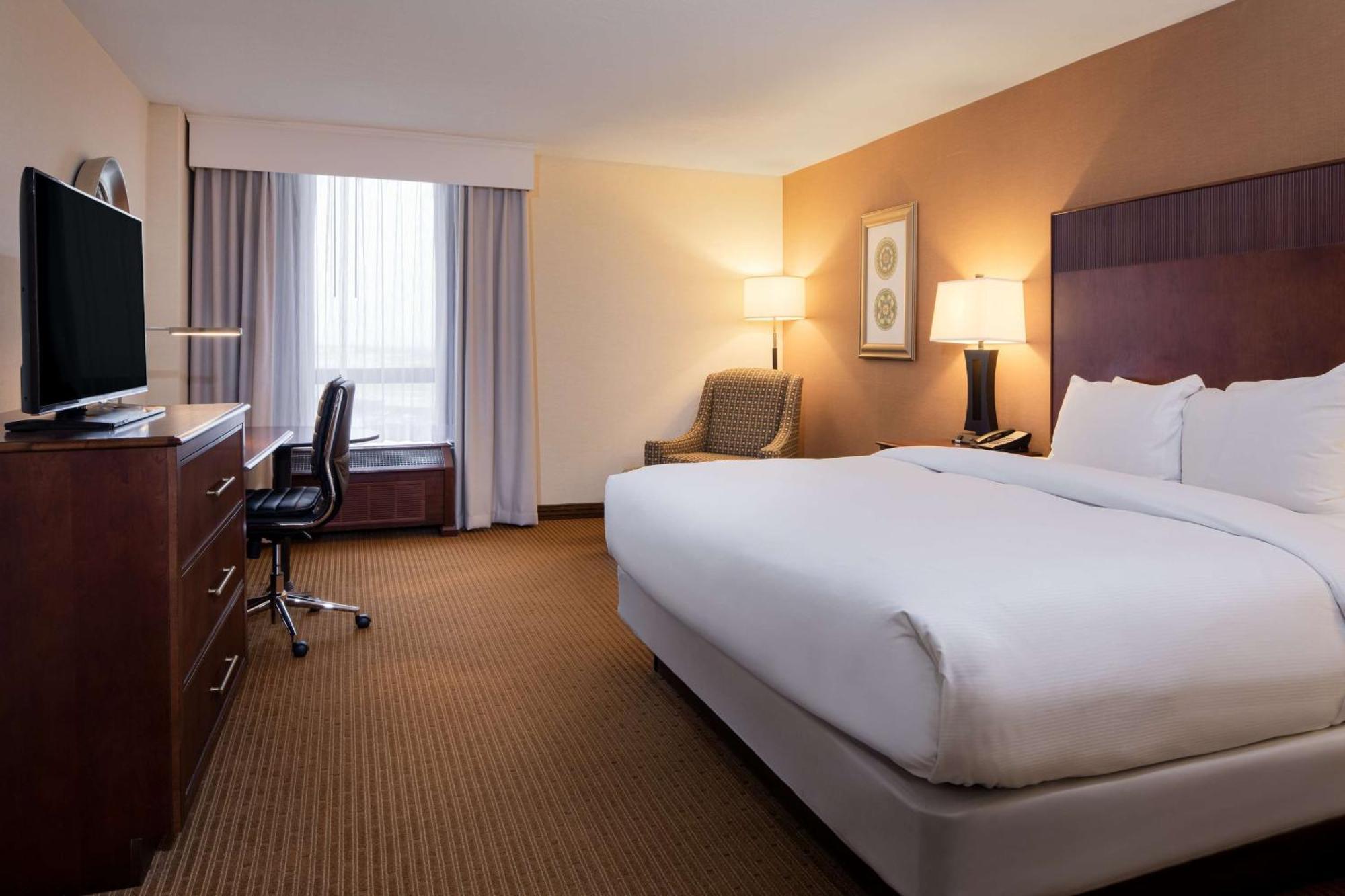 Doubletree By Hilton Philadelphia Airport Hotel Exterior foto