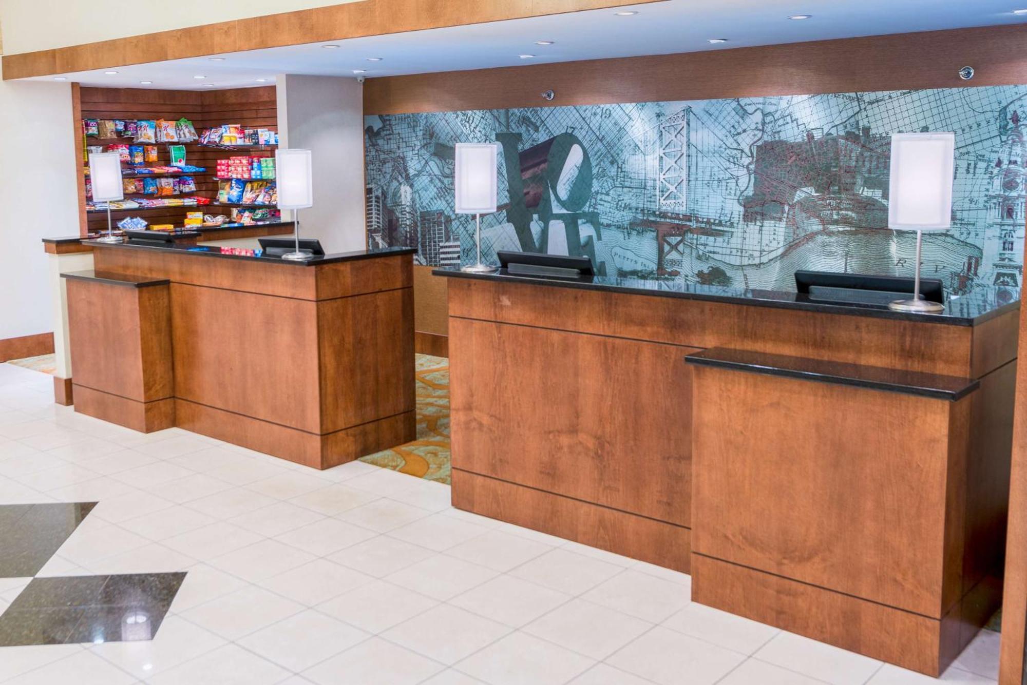 Doubletree By Hilton Philadelphia Airport Hotel Exterior foto